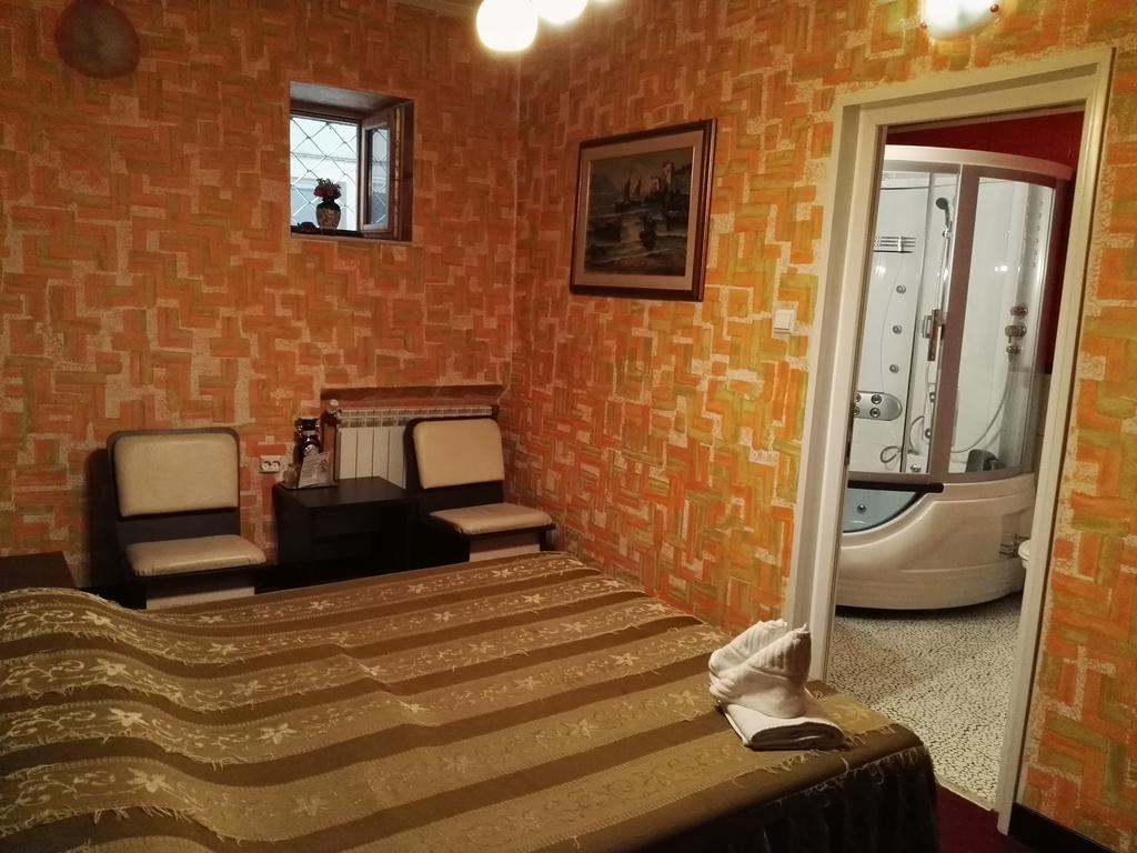 Pensiunea Italiana Braşov Buitenkant foto